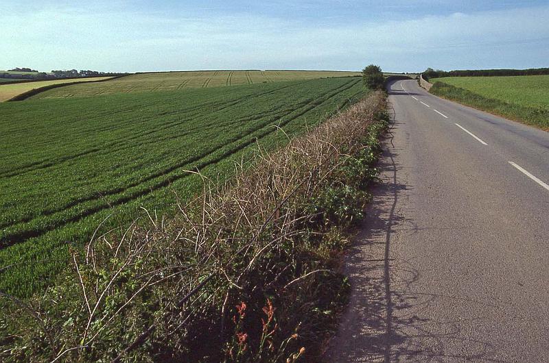 WT 2700 330-23 UK 1992-1.jpg